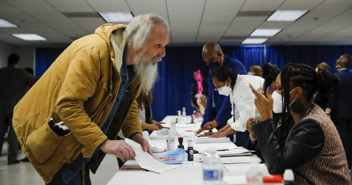 Man convicted of hate crime runs to unseat Cook County’s first openly gay commissioner